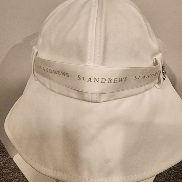 Women\'s White Golf Hat main image 7